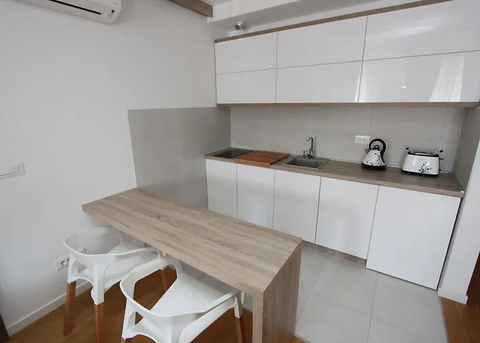 아파트 New Magnetic, Parking 5 Evra Dan *